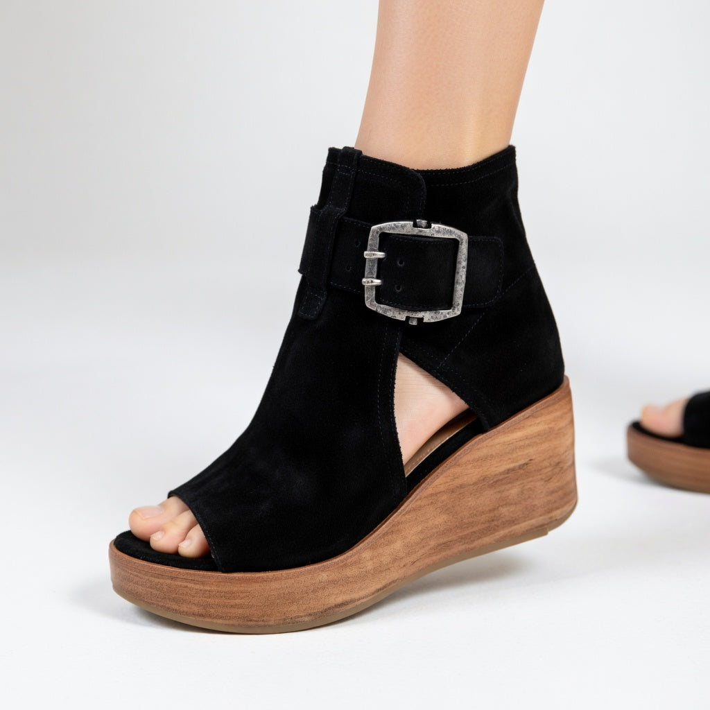 Cleó Gesp Sleehak Sandalen - Zwart