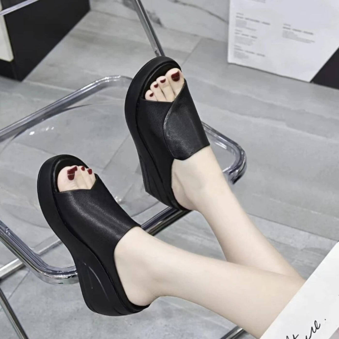 Nadia wedge sandalen zwart