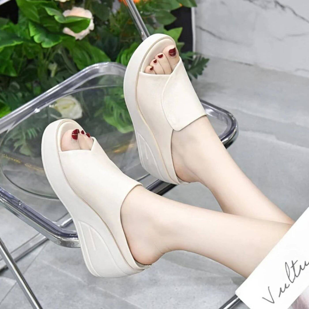 Nadia wedge sandalen beige