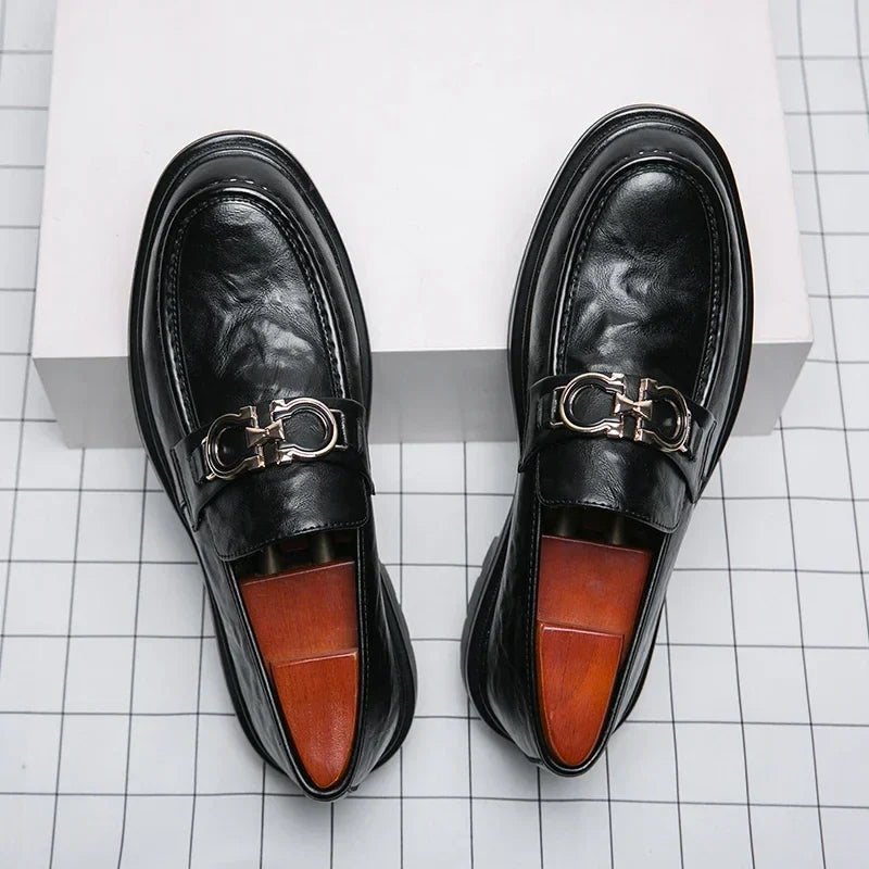 Jet loafers detail 1