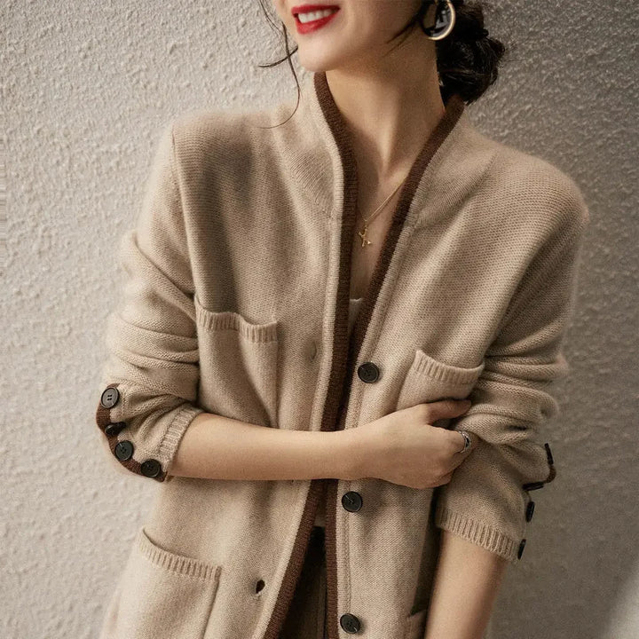Els cardigan detail 11
