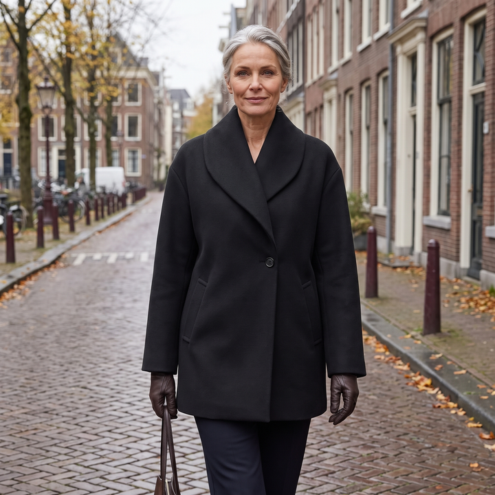 Femke Elegante Mantel Zwart sfeerbeeld